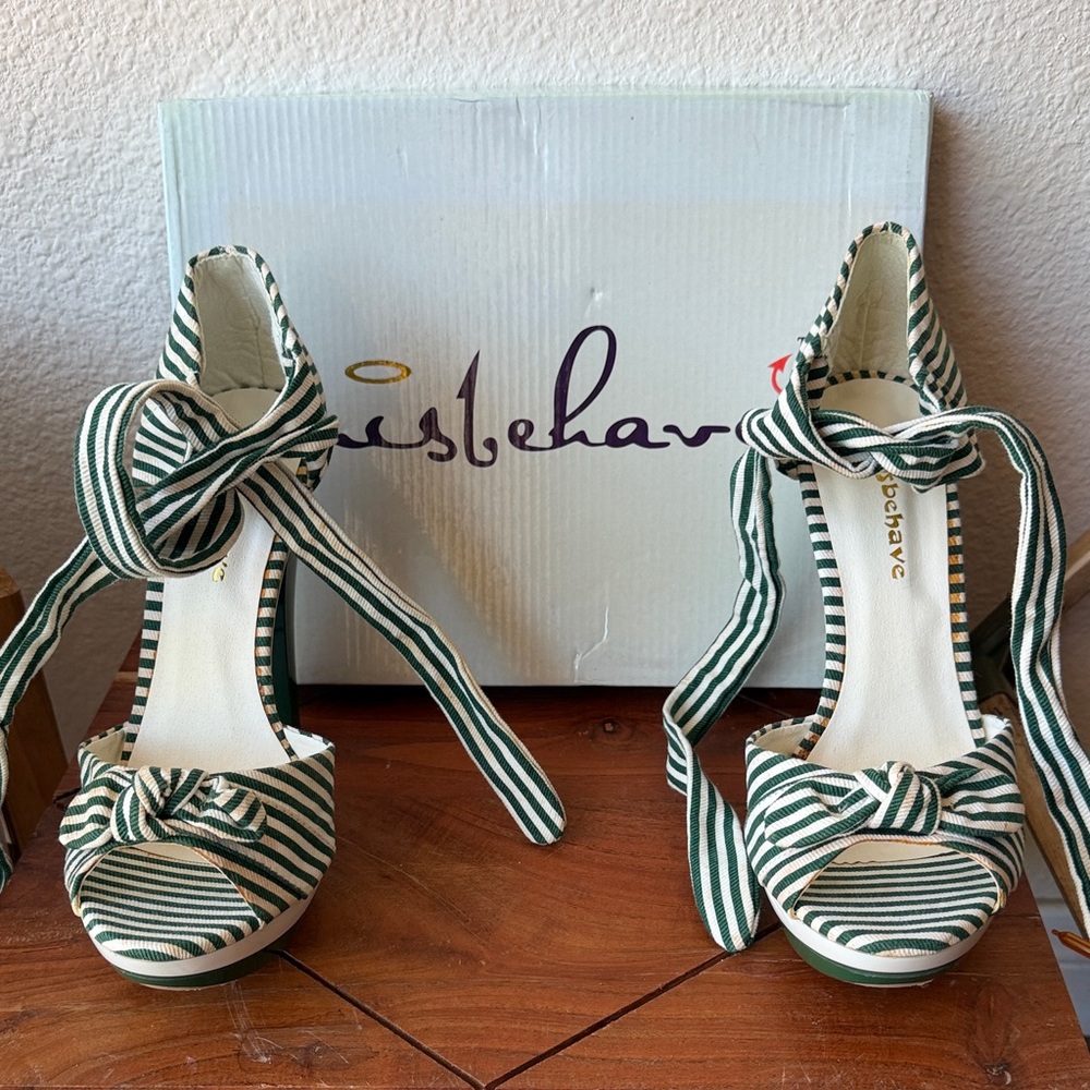Misbehave - Tie-Ankle Striped Platform Sandals in Green & White
